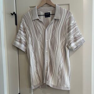 Abercrombie & Fitch Beige and Cream Short-Sleeve Knit Button-Up Shirt